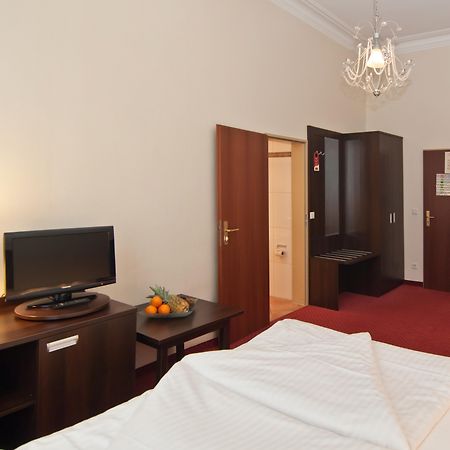 Hotel Graf Moltke Hamburg Exterior photo